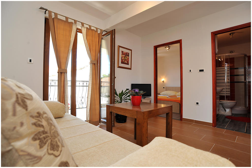 Apartments Cvita Bibinje Phòng bức ảnh